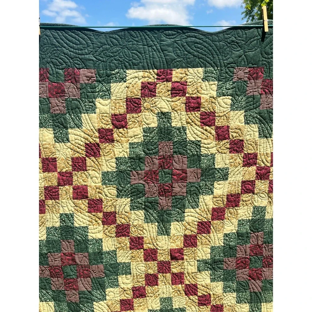 Irish Chain Quilt Throw Green Burgundy Cream Scalloped Machine Quilted 54